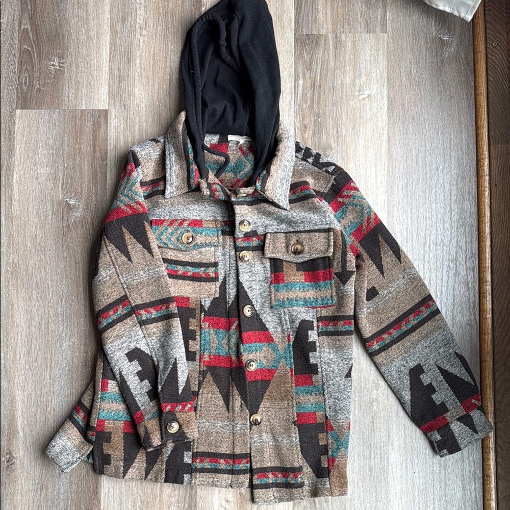 Women’s Patterned Hooded Shacket - image 1